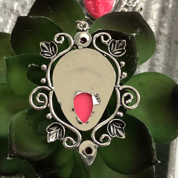 Silver Pink Resin & Garnet Goddess/Deity Earrings - Picture 4 of 6